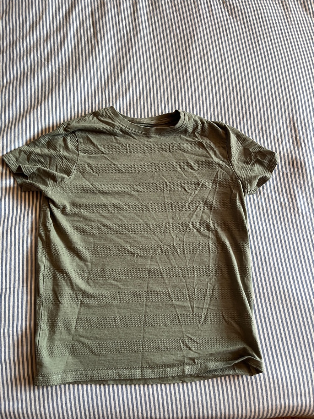 Primark Olive Green Short Sleeve Textured Crewneck Tee